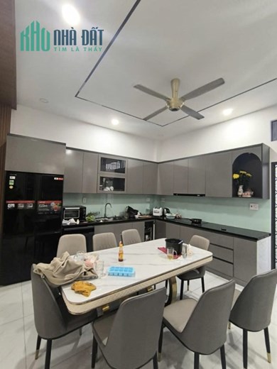 Bán nhà 4 tầng, 75m², 4PN, 4WC, Q.2, 9.6 tỷ, sổ hồng