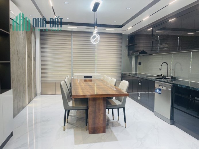 BÁN NHÀ HẺM XE HƠI -5 TẦNG - 62M2 -  ĐƯỜNG QUANG TRUNG - PHƯỜNG 8 - GÒ VẤP - GIÁ 8.89 TỶ.