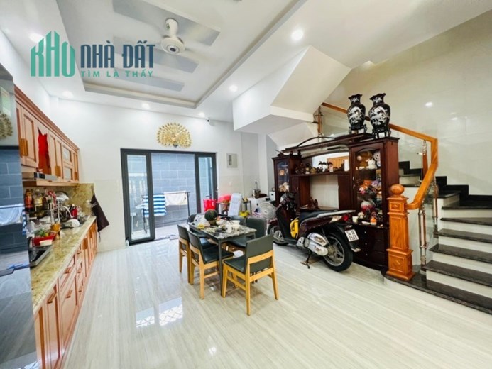 Bán nhà 96m2, 4 tầng, 3PN, Q.2, Lê Đình Quản - 9.15 tỷ