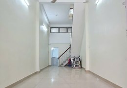 CÁCH MT 2 CĂN - HXH ĐIỆN BIÊN PHỦ - Q10 - 40 m2 3 tầng 2pn - 7.2 tỷ