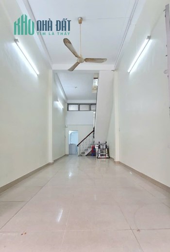 CÁCH MT 2 CĂN - HXH ĐIỆN BIÊN PHỦ - Q10 - 40 m2 3 tầng 2pn - 7.2 tỷ