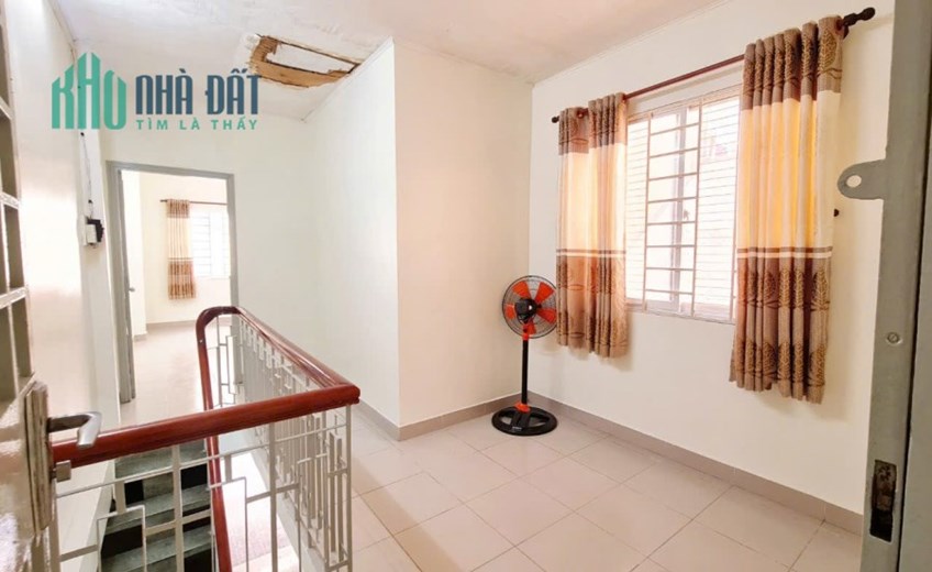 CÁCH MT 2 CĂN - HXH ĐIỆN BIÊN PHỦ - Q10 - 40 m2 3 tầng 2pn - 7.2 tỷ