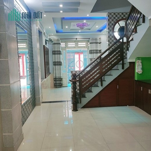 BÁN NHÀ -QUANG TRUNG P8 GÒ VẤP, XE HƠI , DT 56M2 (4.2mX13.5m)-  4TẦNG - 4PN KHÉP KÍN SÂN THƯỢNG