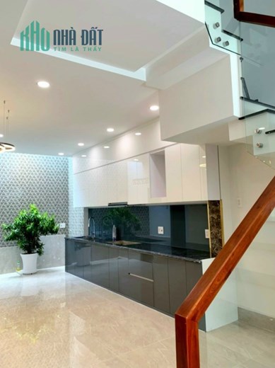 Bán nhà 4 tầng, 90m², 4PN, 5WC, Q.2, 8.2 tỷ, sổ hồng