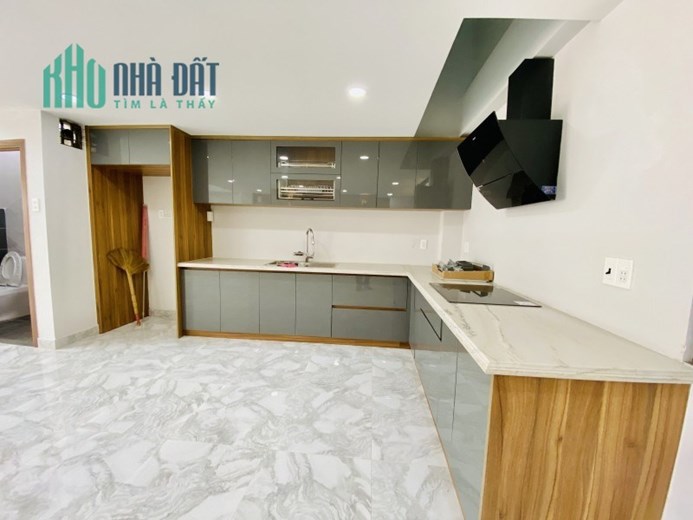 BÁN NHÀ XÂY MỚI 100%, XÂY ĐỂ Ở FULL NỘI THẤT, HXH- KHU PHÂN LÔ BỜ KÈ THAM LƯƠNG, 5 TẦNG, 5 P.NGỦ,