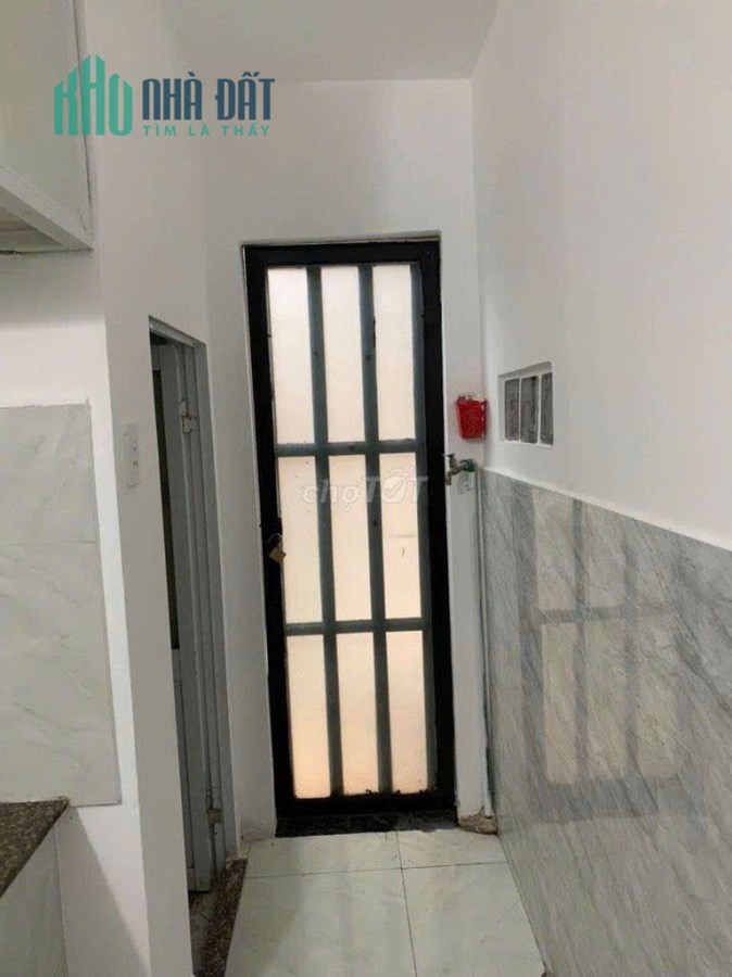 Cho thuê nhà 3PN 2WC đường 42 Phường hiệp Bình Chánh. Giá 7/5tr/tháng 0964762748