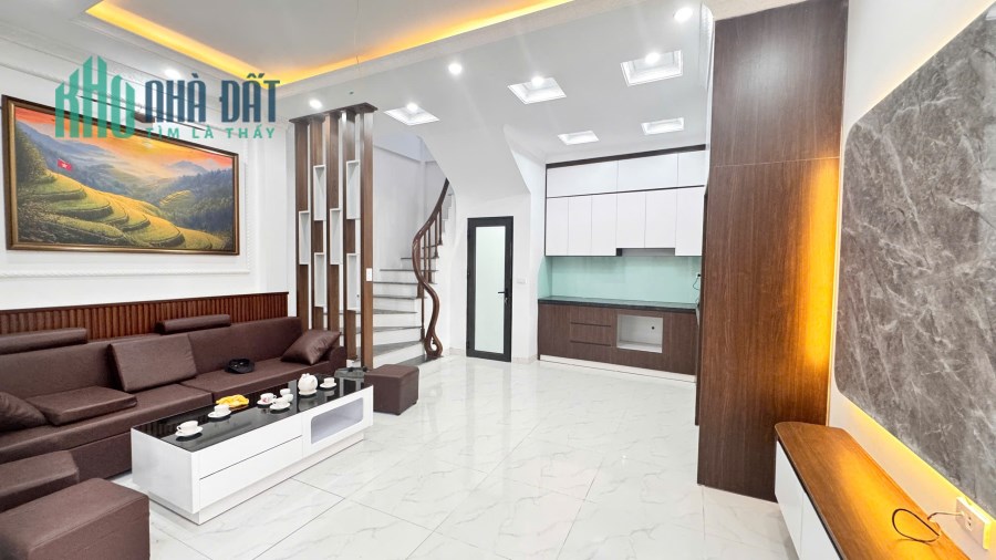 Bán nhà 5 tầng Yên Vĩnh,Kim Chung, Hoài Đức xây mới, 32m, ô tô đỗ gần