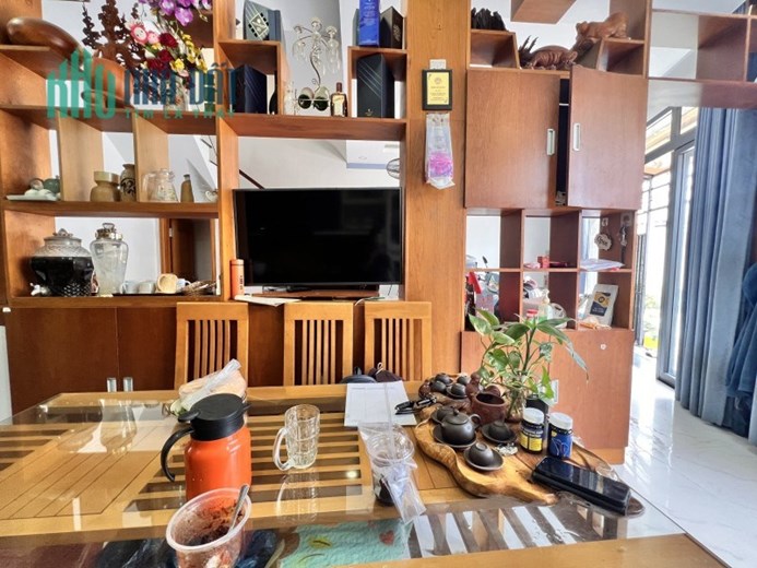 Bán nhà 60m², 4PN, 3WC, Linh Xuân, Thủ Đức, 5.2 tỷ, sổ hồng