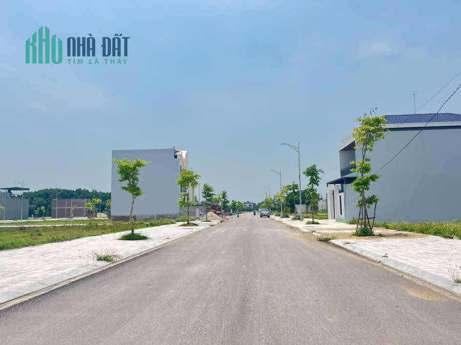 CHÍNH CHỦ BÁN LÔ ĐẤT ĐẸP – NGAY TRUNG TÂM PHƯỜNG HẢI HOÀ– NGHI SƠN, THANH HÓA CÁCH BIỂN 500M. LH