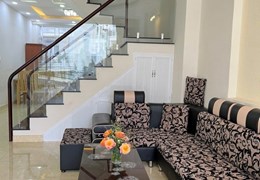CẦN BÁN GÂP NHÀ KHU NGHỈ DƯỠNG GOLDEN Hills Phường 4 Đà Lạt