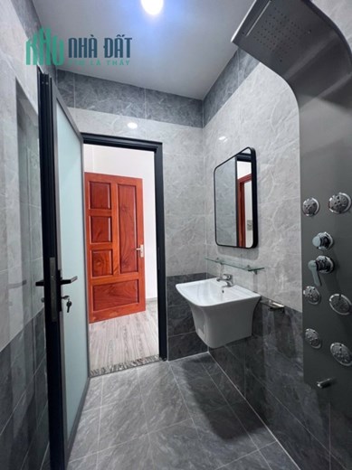 Bán nhà 4 tầng, 68m², 5PN, 5WC, Linh Đông, Thủ Đức - 8.65 tỷ