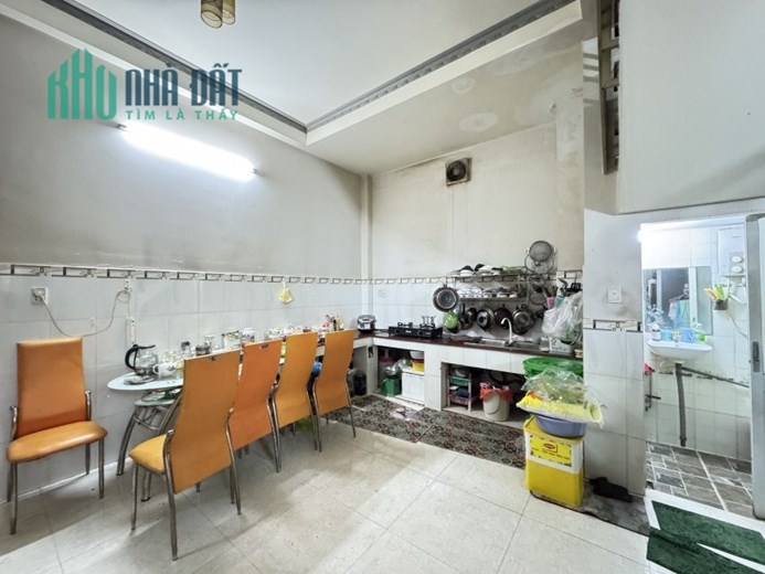 Bán nhà 2 tầng, 137m², 5PN, 5WC, Q.9, 7.95 tỷ, sổ hồng