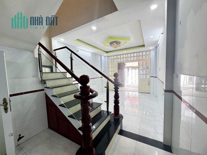 BÁN NHÀ 2 TẦNG - HẺM XE HƠI 5M –48M2 -CHỈ 5.5 TỶ - PHẠM VĂN CHIÊU – GẦN NGÃ 3 NGUYỄN VĂN KHỐI & NGÃ