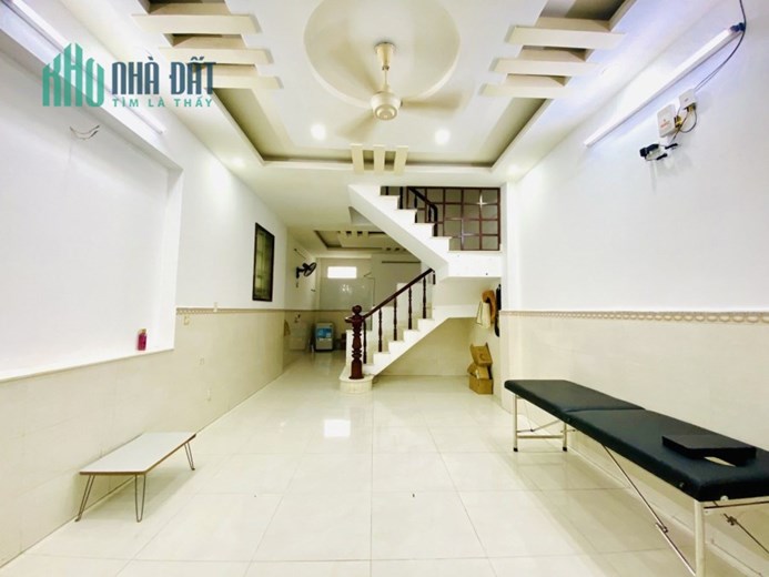 NHÀ CHÍNH CHỦ CẦN BÁN GẤP GIẢM CHÀO 300tr—> GIÁ CÒN 5.5 TỶ- 2 TẦNG - 54M2 (4X13.3) HẺM NHỰA XE HƠI,