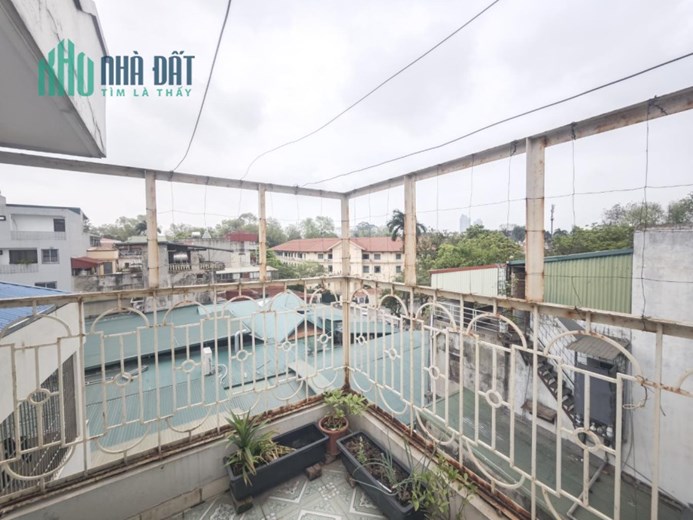 HOMESTAY ĐẸP, NGÕ NÔNG SÂN THOÁNG – 6 tầng ngõ 108 Ngọc Hà 23m chỉ 5.9 tỷ - SĐCC VUÔNG