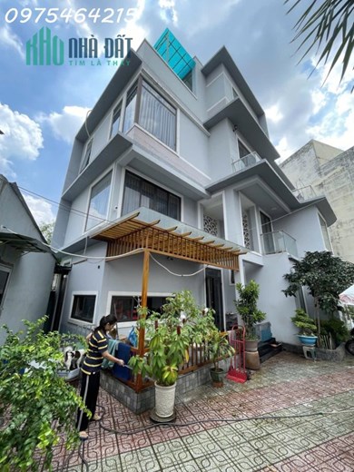 NHÀ MẶT PHỐ KINH DOANH SIÊU VIP – LÊ VĂN VIỆT, TP. THỦ ĐỨC