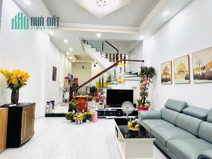 NHÀ 3 TẦNG GẦN LÊ VĂN THỊNH – SỔ RIÊNG – Ô TÔ TỚI CỬA chỉ nhỉnh 7 TỶ