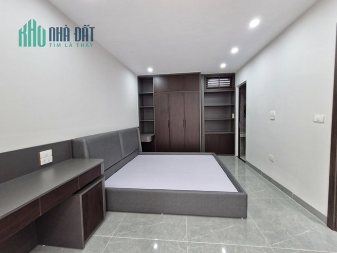 CHÍNH CHỦ BÁN NHÀ NGÕ 24 NGỌC LÂM – LONG BIÊN – HÀ NỘI  NHÀ 6 TẦNG - THANG MÁY