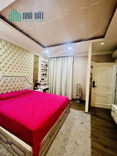 Bán Biệt Thự Mini 159 m2, 3 tầng, đường N10, P. Phú Hữu, Q.9, 159m², giá 23 tỷ