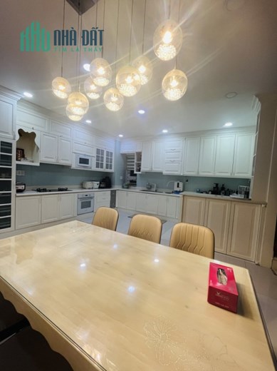 Bán Biệt Thự Mini 159 m2, 3 tầng, đường N10, P. Phú Hữu, Q.9, 159m², giá 23 tỷ
