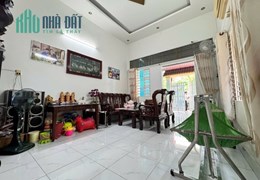 Bán nhà 130m², 2 tầng, 3PN, 2WC, Tân Phú, Thủ Đức - 4.4 tỷ