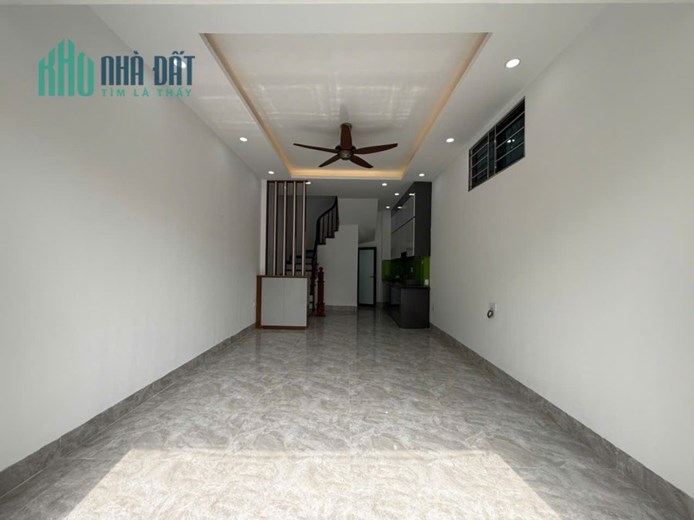 Bán gấp Nhà An Trai, 30.4m, 5 tầng , nội thất xịn, ô tô đỗ cổng, View hồ thoáng mát