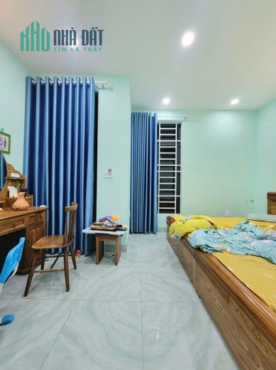 Bán nhà 80m2, 4PN, 5WC, Quốc Lộ 13, Hiệp Bình Phước, Thủ Đức - 5.7 tỷ