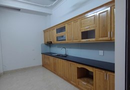 bán nhà mặt phố khương trung thanh xuân 20ty500tr DT42m2 ,4 tầng LH 083.2865.116