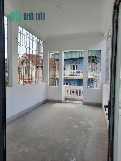 bán nhà mặt phố khương trung thanh xuân 20ty500tr DT42m2 ,4 tầng LH 083.2865.116