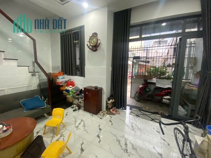 Bán nhà 74m2, 4PN, 3WC, Nguyễn Duy Trinh, Q.2, 6.15 tỷ, sổ hồng