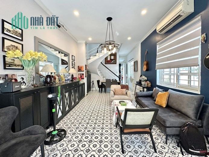 MẶT TIỀN HOA LAN, P2, PHÚ NHUẬN - LÔ GÓC 2 MẶT TIỀN VIP - 4 TẦNG - 32.5 TỶ