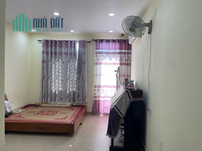 Bán nhà 65m2, 4 tầng, 3PN, 4WC, Linh Trung, Thủ Đức - 5.99 tỷ