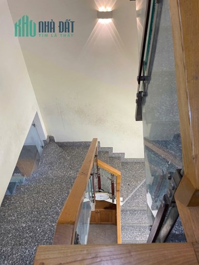 Bán nhà 65m2, 4 tầng, 3PN, 4WC, Linh Trung, Thủ Đức - 5.99 tỷ