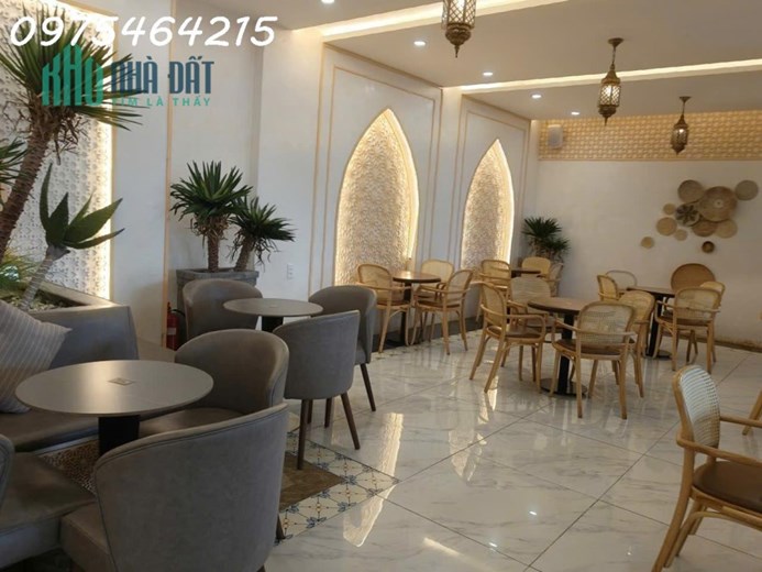 BÁN ĐẤT DIỆN TÍCH LỚN – MẶT TIỀN SIÊU ĐỈNH – DÒNG TIỀN 220 TRIỆU/THÁNG LÊ VĂN VIỆT, TP. THỦ ĐỨC