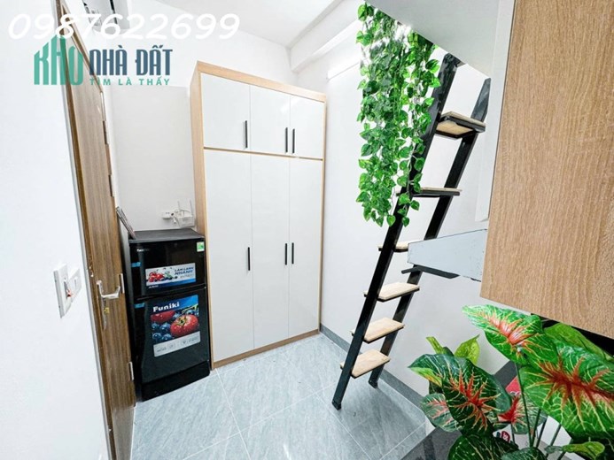 BÁN NHÀ NGUYỄN ĐÌNH HOÀN - CẦU GIẤY- THANG MÁY - KINH DOANH - DÒNG TIỀN KHỦNG 66Mx 6TẦNG