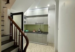5 tầng mới xây trung tâm quận Đống Đa, cách ô tô tránh 20m, cách mặt phố 70m, hơn 10 tỷ