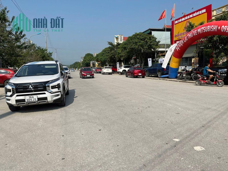 Cần tiền bán gấp lô đất 80m2 TĐC Hải Yến, cạnh TTTM VinCom thị xã Nghi Sơn, TH. Giá chỉ 2.4 Tỷ.