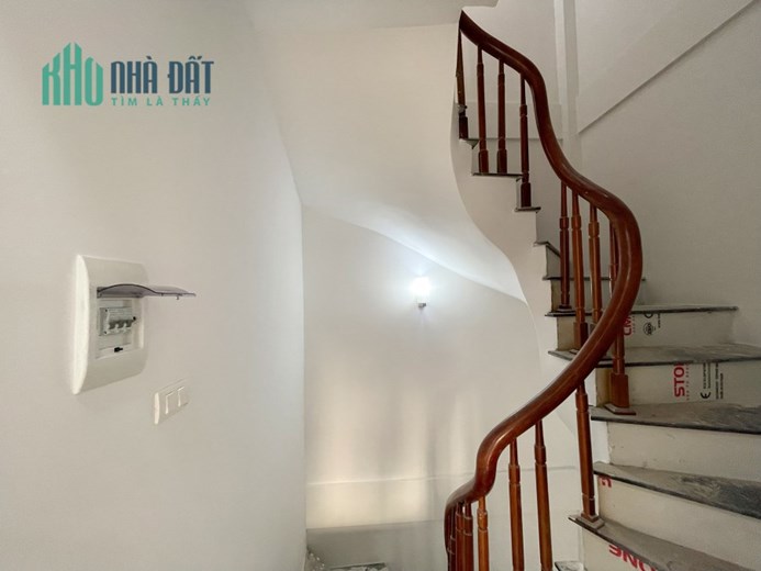 Bán nhà Di Trạch, Hoài Đức, 30m2, 5 tầng, ô tô đỗ cách 5m