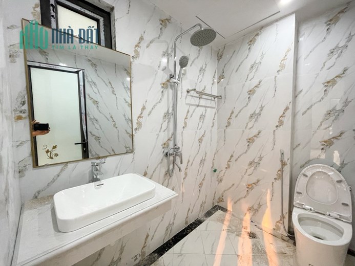 Bán nhà Di Trạch, Hoài Đức, 30m2, 5 tầng, ô tô đỗ cách 5m