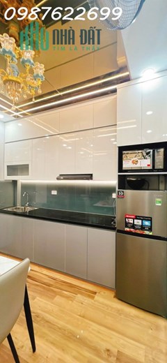 BÁN NHÀ XUÂN THỦY - CẦU GIẤY- NỘI THẤT CAO CẤP - 3 THOÁNG – GẦN TRƯỜNG, CHỢ, TTTM, CHỈ 7,x TỶ