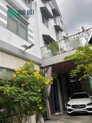 BÁN GẤPBIỆT THỰ XANH GIỮA LÒNG THÀNH PHỐ-GARA XE HƠI - CÔNG VIÊN TRƯỚC NHÀ - 4 TẦNG - 146M2 (8❌18)