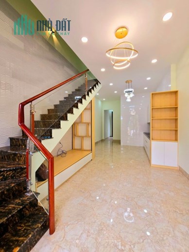 Bán nhà 66m2, 3 tầng, 4PN, 3WC, Q.9, 5,05 tỷ, sổ hồng
