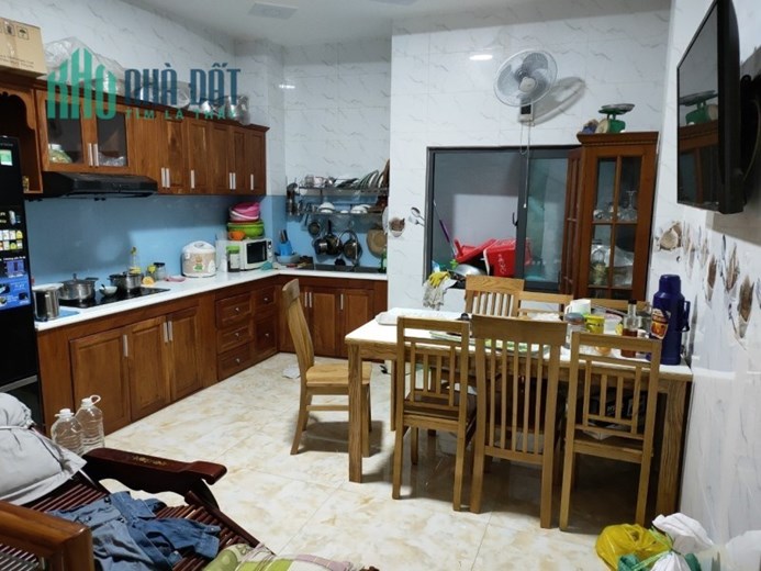 Bán nhà 4 tầng, 56m², 4PN, 5WC, 8.9 tỷ, Q.9, Đỗ Xuân Hợp