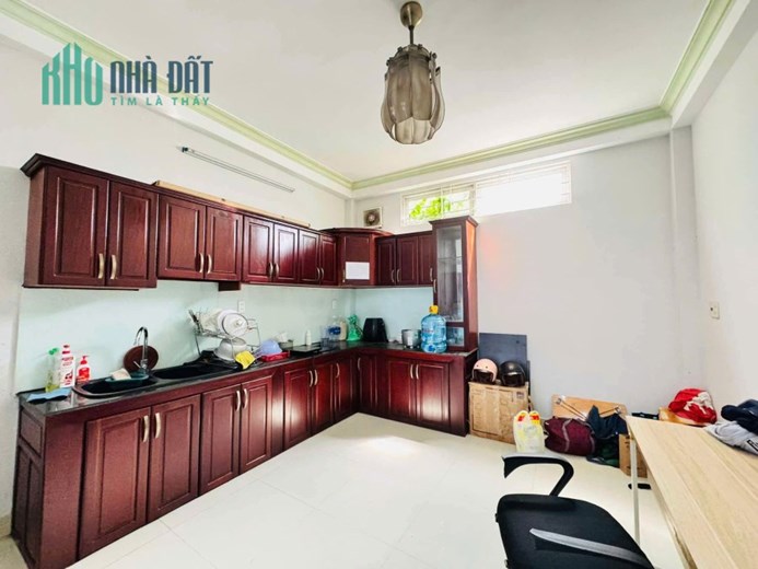 Nhà 4 tầng cạnh tuyến Metro Thủ Đức - Phước Long B - chỉ 7 tỷ hơn tí