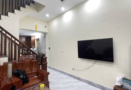 BÁN NHÀ CỔ NHUẾ - TỪ LIÊM- THANG MÁY – LÔ GÓC, BÊ TÔNG CHẮC CHẮN Ở NGAY NHỈNH 7 TỶ
