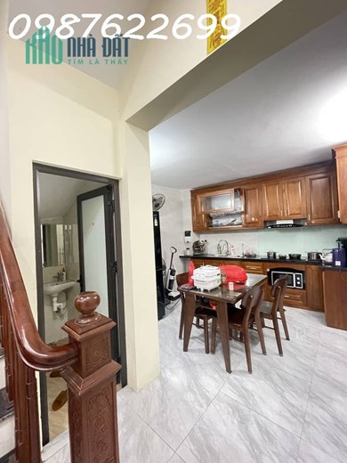 BÁN NHÀ CỔ NHUẾ - TỪ LIÊM- THANG MÁY – LÔ GÓC, BÊ TÔNG CHẮC CHẮN Ở NGAY NHỈNH 7 TỶ