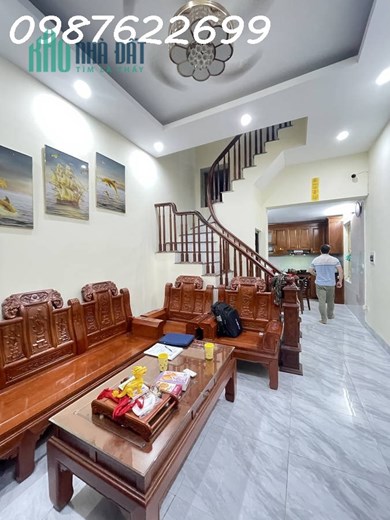 BÁN NHÀ CỔ NHUẾ - TỪ LIÊM- THANG MÁY – LÔ GÓC, BÊ TÔNG CHẮC CHẮN Ở NGAY NHỈNH 7 TỶ