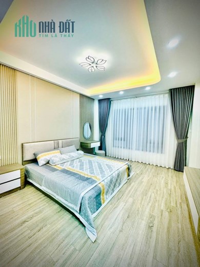 5 Tầng nở hậu xây mới, 5 phút sang phố cổ, ngõ ô tô giá tốt