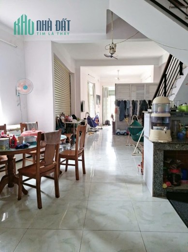 Bán nhà 3 tầng, 140m², 6.55  tỷ, Q.9, Long Thạnh Mỹ