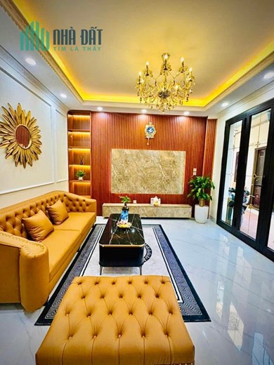 Nhà mới nhỉnh 6đ, tiện ích bạt ngàn, Ô tô đỗ cửa, gần Aeon mall LB